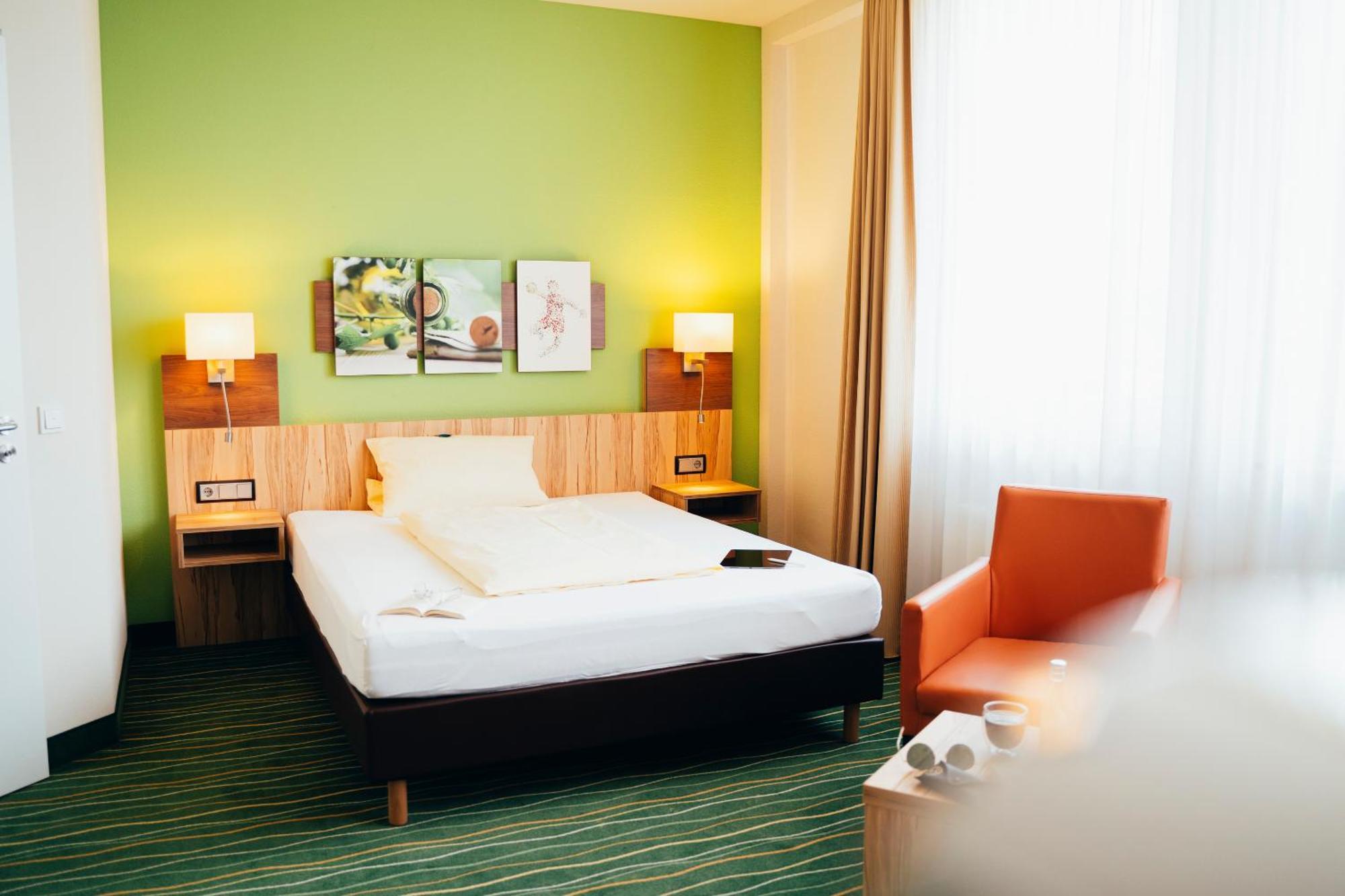 Business & Conference Sporthotel Großwallstadt Εξωτερικό φωτογραφία
